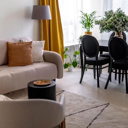 Aa Apartament Apartman Varsó Kültér fotó